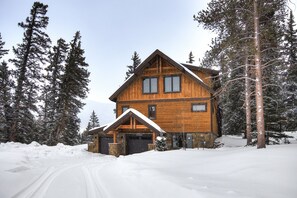 Exterior - Keystone Resort Lodge 661, Heated Garage, Private Laundry, 5 Bedroom by Summitcove Lodging (Keystone)