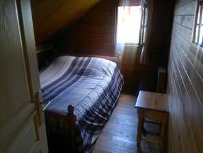 3 عدّة غرف نوم ومكواة/لوح كي وسرير سفر وواي فاي مجانًا