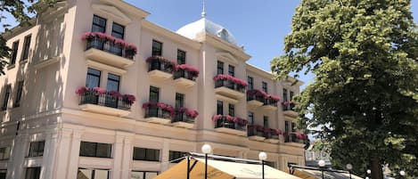 Facciata della struttura