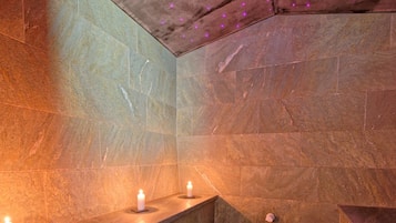 Sauna, vasca idromassaggio, bagno turco