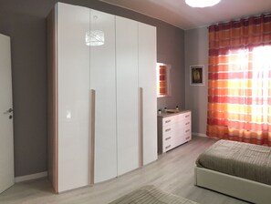 Comfort-Apartment, 2 Schlafzimmer | Zimmerausstattung