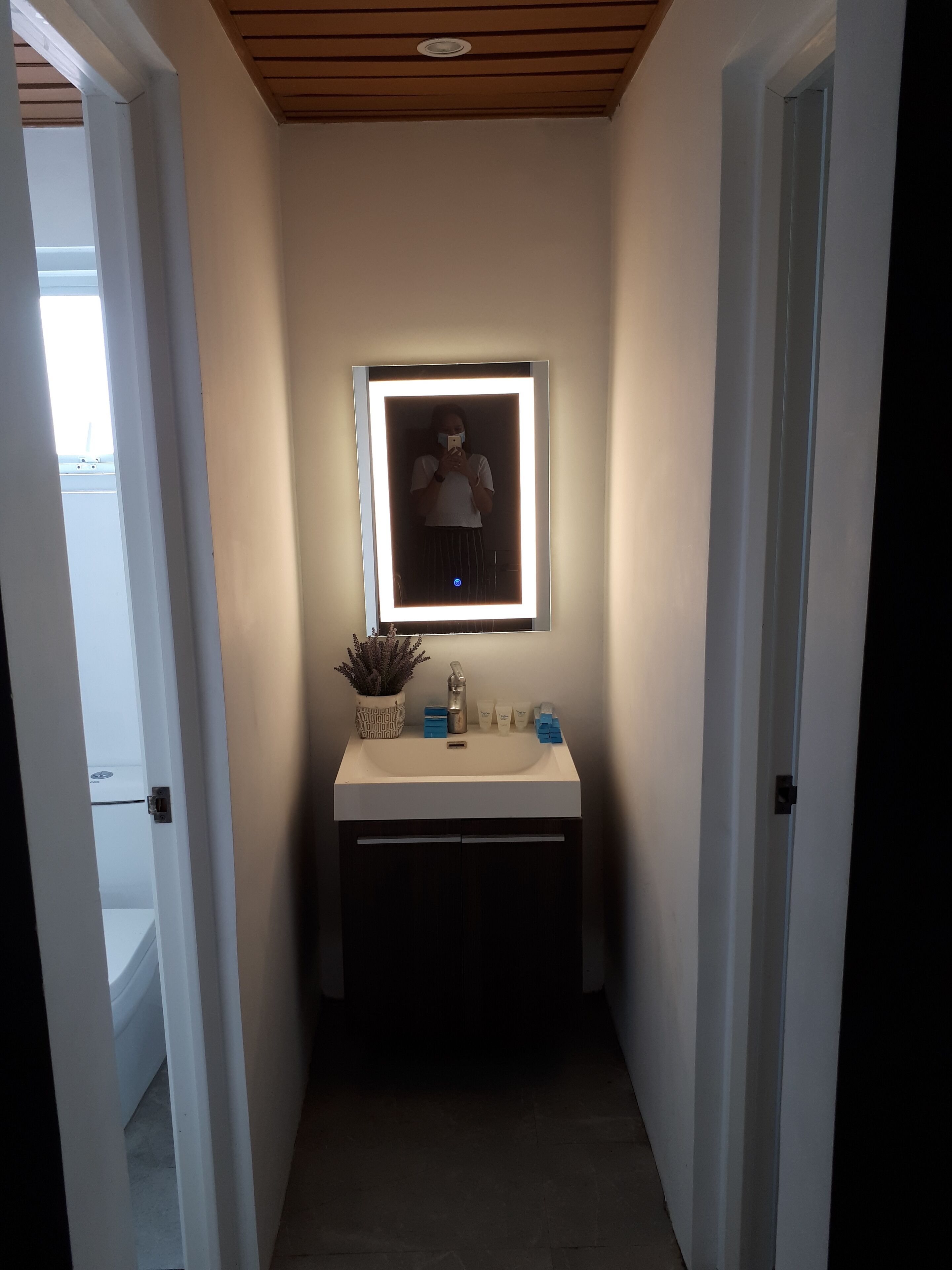 exclusive room | bathroom | shower, rainfall showerhead, free toiletries, bidet