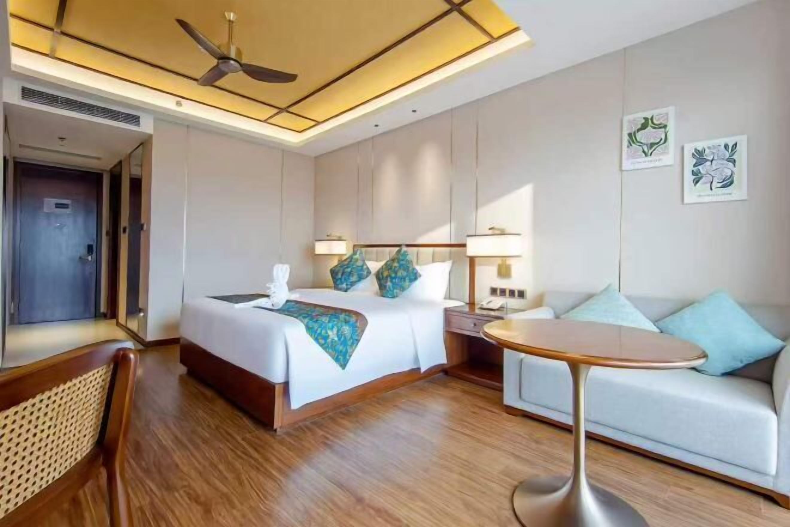 Literie de qualité supérieure, coffres-forts dans les chambres