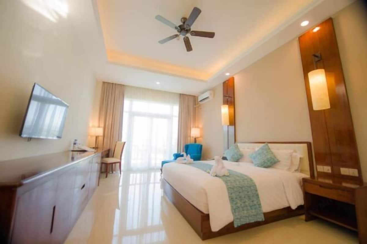 1 bedroom, premium bedding, in-room safe, individually furnished