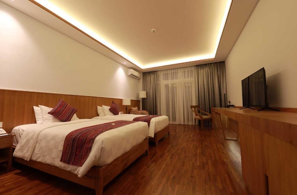 Premium bedding, in-room safe, individually furnished, desk