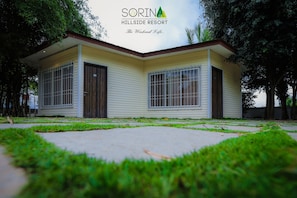 Exterior detail - Sorina Hillside Resort (Pune)
