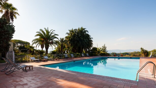 Outdoor pool - Villa Viuli (Torre del Greco)