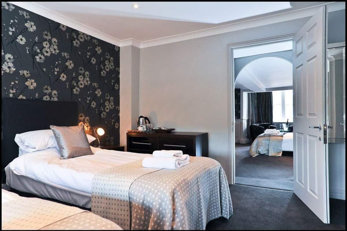 Superior Double or Twin Room | Free WiFi, bed sheets