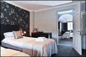 Superior Double or Twin Room - The Bell Inn Charlbury (Chipping Norton)