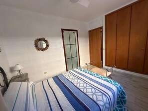 2 室のベッドルーム、インターネット