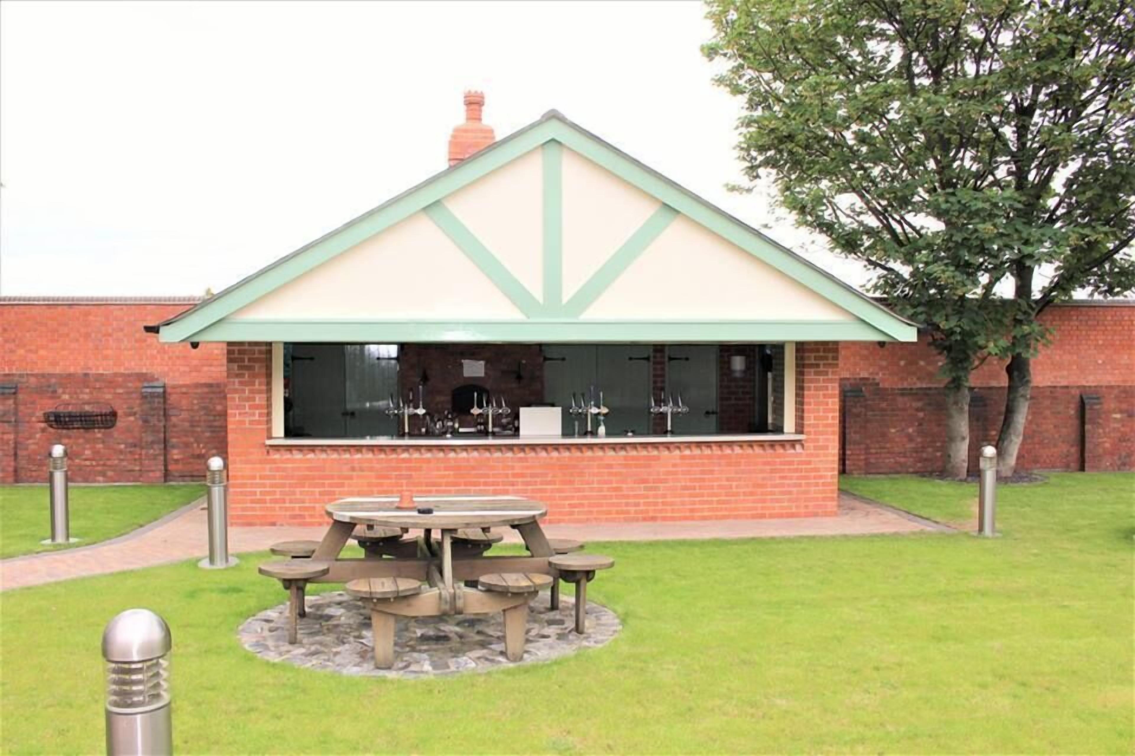 Foto - The Aston Tavern