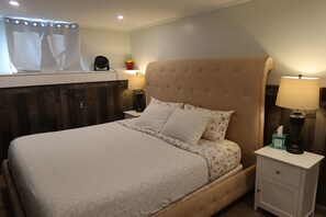 3 camere, una scrivania, Wi-Fi gratuito, lenzuola