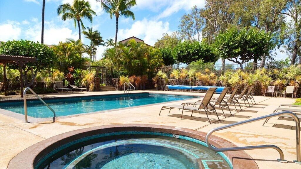 Villa To Mar, Steps to Pool, Custom-made Bedrooms
