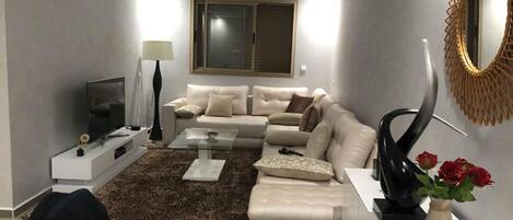 Télévision, cheminée, jeux vidéo, médiathÚque