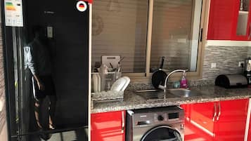Microwave, toaster, ice maker