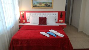Apartment, 3 Schlafzimmer | 3 Schlafzimmer, Schreibtisch, Bügeleisen/Bügelbrett, kostenloses WLAN