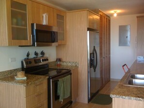 Fridge, microwave, oven, stovetop - The best vacation in Puerto Rico (Fajardo)