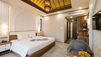 Vil·la executiva, vistes al jardí | Roba de llit d'alta qualitat, minibar i caixa forta a l'habitació