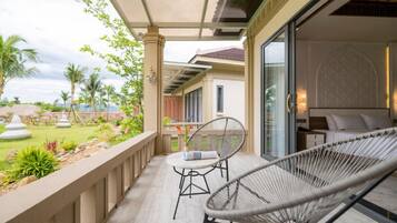 Vil·la executiva, vistes al jardí | Terrassa o pati