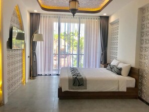 Familien-Suite, 1 Schlafzimmer, Badewanne, Poolblick