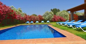 Piscine extérieure