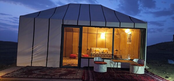 Deluxe Tent (Double) | Bed sheets