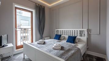 1 bedroom, iron/ironing board, free WiFi, bed sheets