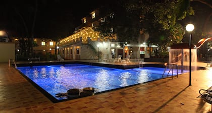 Hotel Ravi Kiran