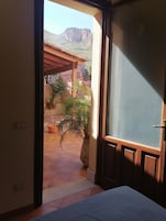 3 quartos, escrivaninha, Wi-Fi de cortesia, roupa de cama