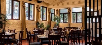 1 bed apartment in Borovets, 150m from the gondola, views down the valley