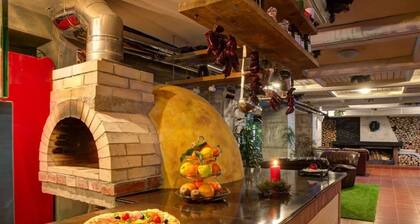 1 bed apartment in Borovets, 150m from the gondola, views down the valley