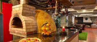 1 bed apartment in Borovets, 150m from the gondola, views down the valley