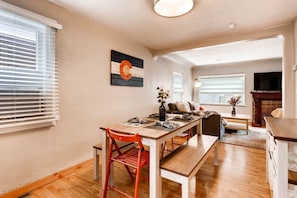 Private kitchen - The Dream-like Garden Oasis in Sloan's Lake (Edgewater)