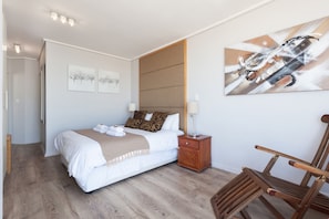 2 bedrooms, in-room safe, individually decorated, individually furnished