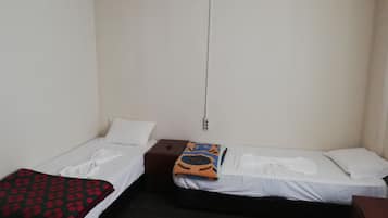 Zweibettzimmer, Nichtraucher | Kostenloses WLAN, Bettwäsche