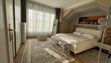 1 Schlafzimmer, BĂŒgeleisen/BĂŒgelbrett, WLAN, BettwĂ€sche