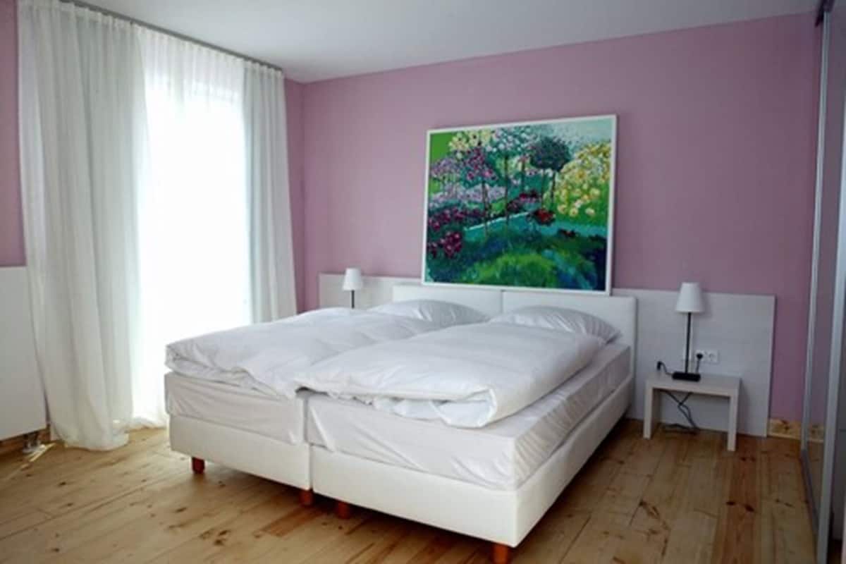 Double Room | In-room safe, soundproofing, free cribs/infant beds, free WiFi