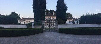 The guesthouse of Villa Gorgo