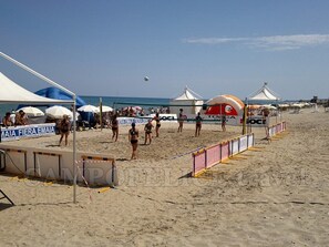 Beach nearby, sun loungers