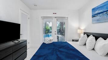 5 habitaciones, tabla de planchar con plancha, cuna de viaje y wifi