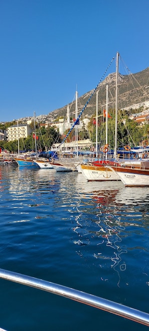 Marina - Villa Sari Lale - Short walk to town, large private pool, Sleeps 10 (Kalkan)