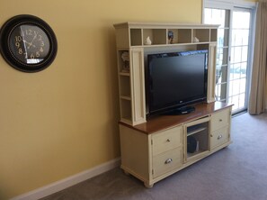 Interior - 3 bed/ 2 bath with pool in Wildwood Crest Sleeps 9 Ocean View (Wildwood Crest)