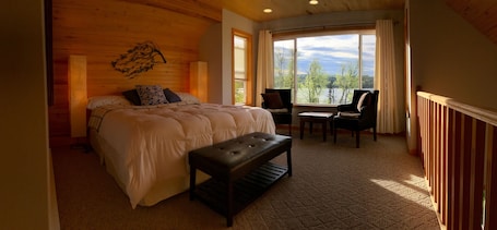 3 bedrooms, free WiFi, bed sheets. Birch Haven - A Luxury Lakefront Cottage On Pristine Horsefly Lake, with Wifi