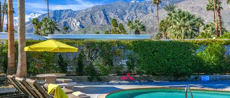 Piscine extérieure, piscine chauffée