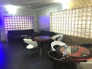 Petit déjeuner continental compris tous les jours