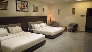 Executive Family Suite | Ropa de cama de alta calidad y caja de seguridad en la habitación 