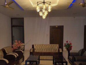 บริเวณนั่งเล่นที่ล็อบบี้