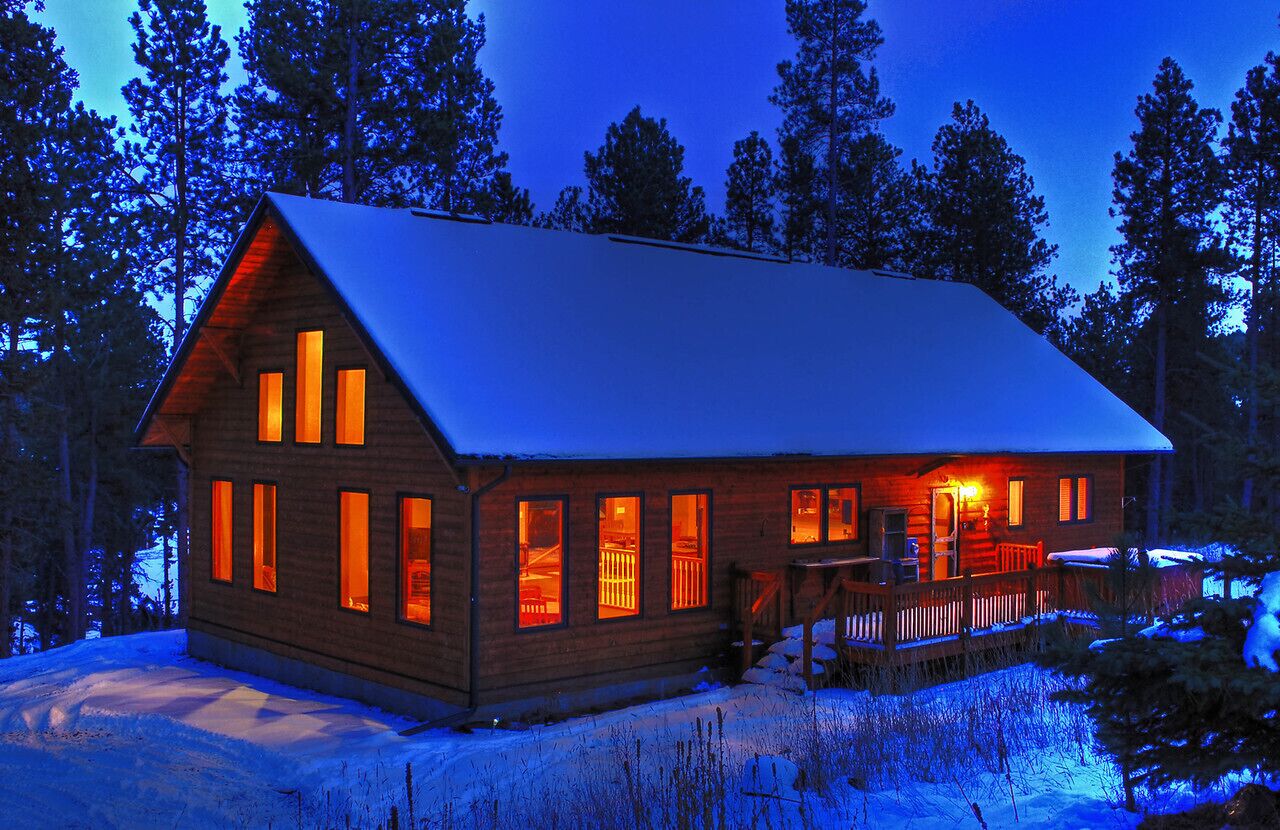 Secluded Pines Cabin in the Black Hills - Relaxing Getaway