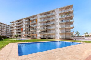 Pool - MARINES MESTRAL 2 5 Roses (Rosas / Roses)