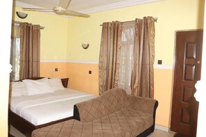 Desk, bed sheets
